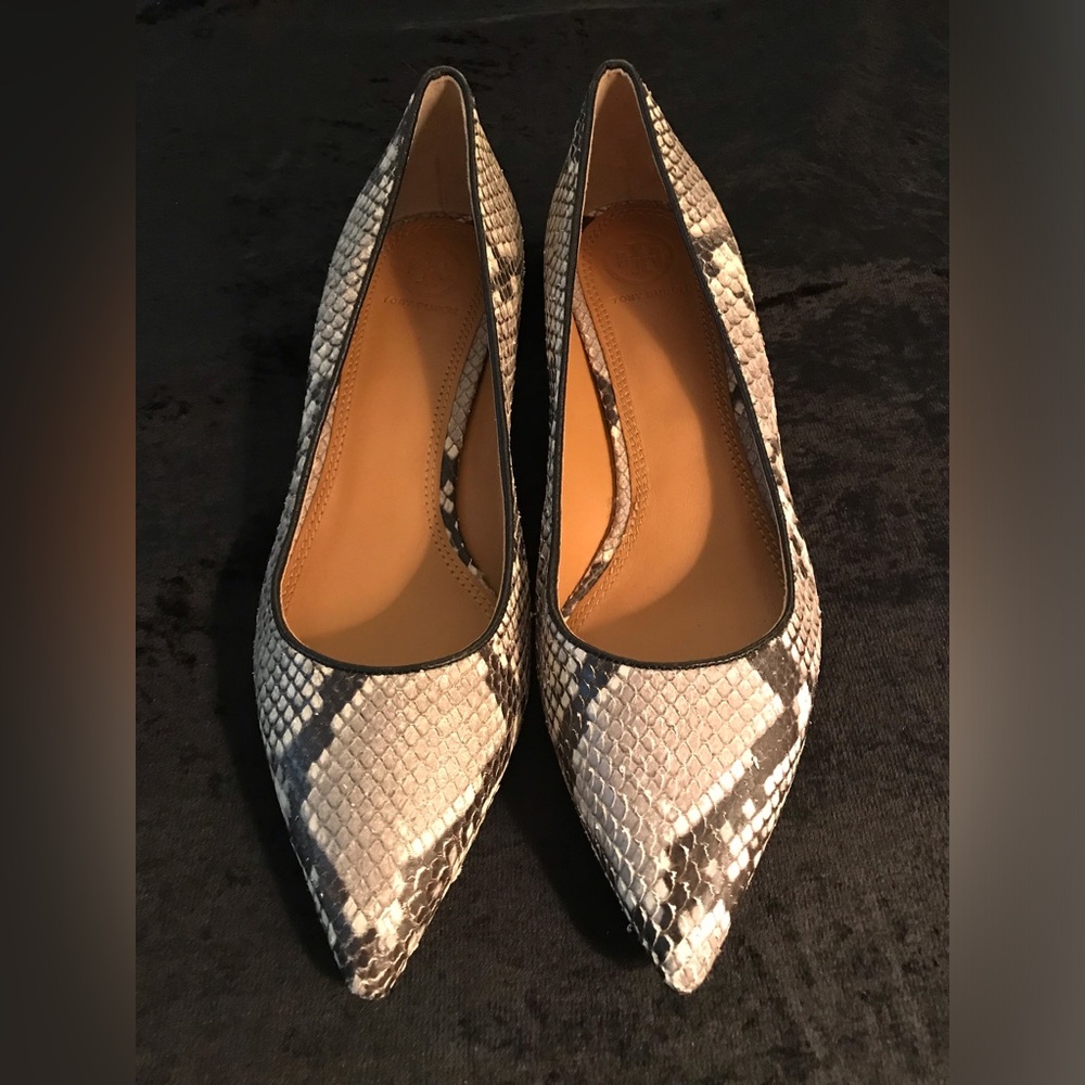 Tory Burch Kitten Heels - Picture 2 of 12